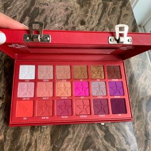 Jeffree Star Blood Sugar Eyeshadow palette